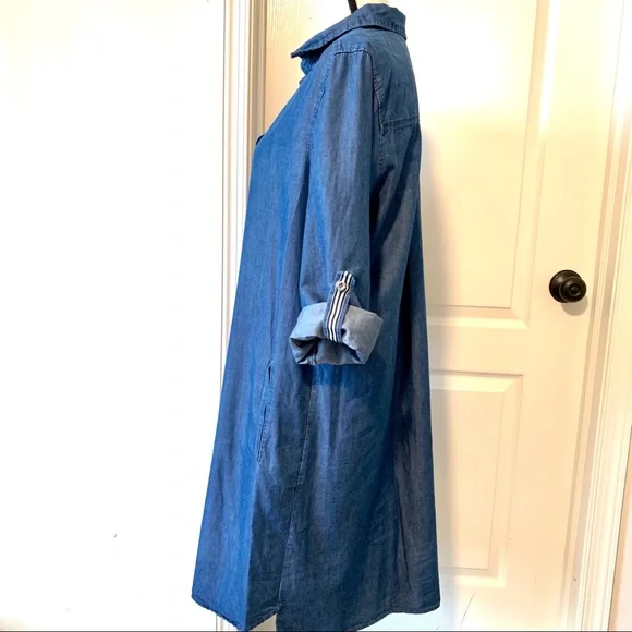 LUXOLOGY Chambray Collared Shirt Dress—SZ. 10 - Picture 3 of 11
